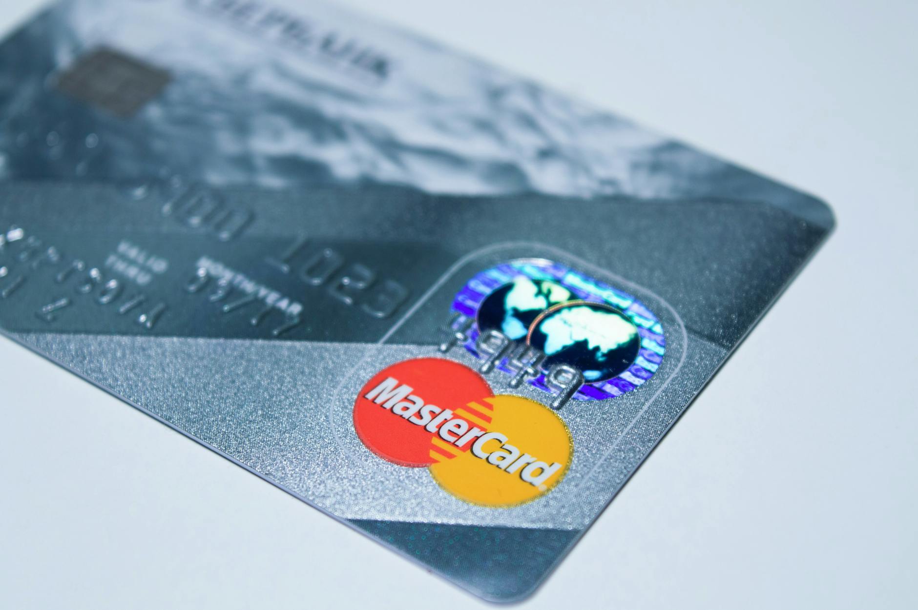 Before Applying for a Credit Card: Things to Consider Today